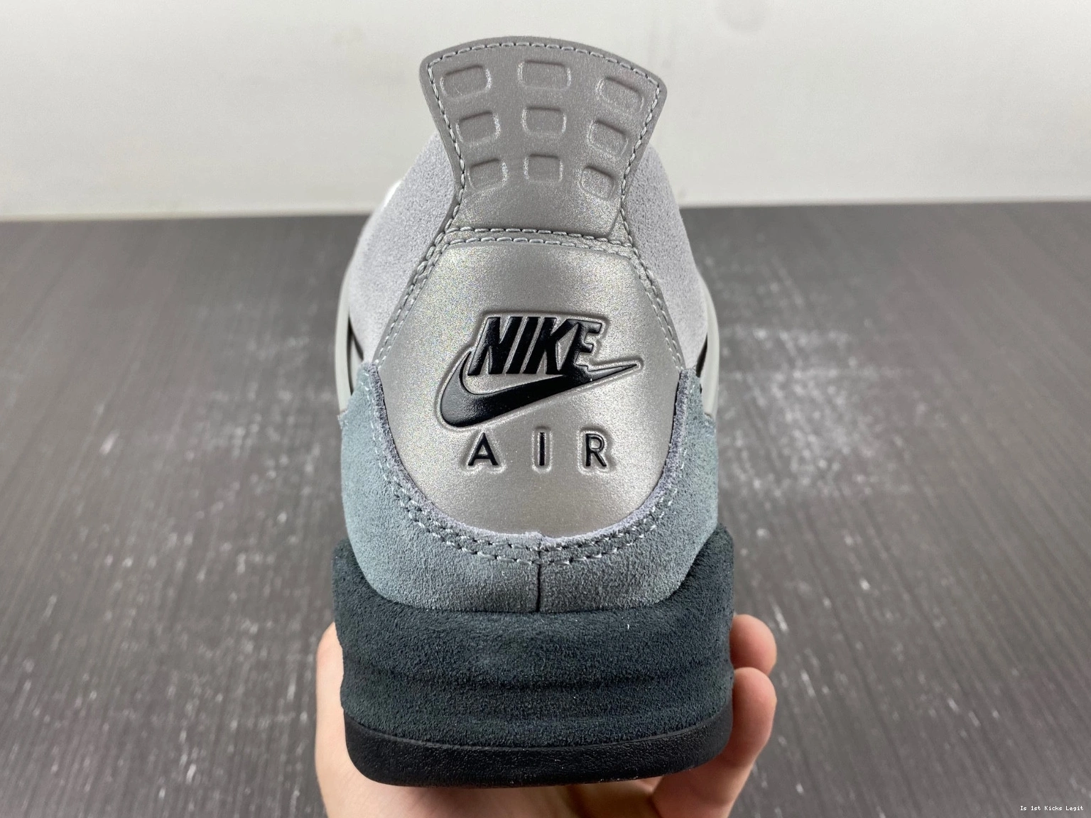 CT5342-007 Air 4 “Neon” Jordan SE 1105